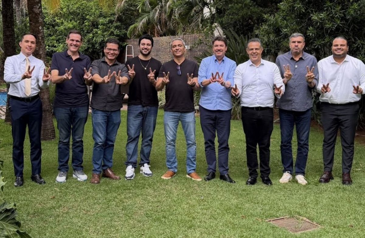 Wilder lança pré-candidatura ao governo em evento que não enche uma Kombi